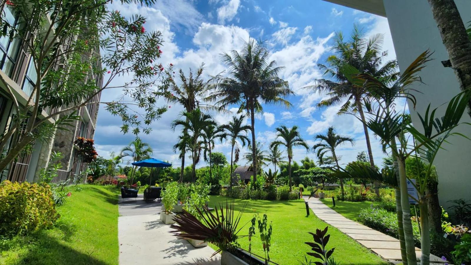 Wyndham Tamansari Jivva Resort Bali Siyut Exterior foto The resort's grounds